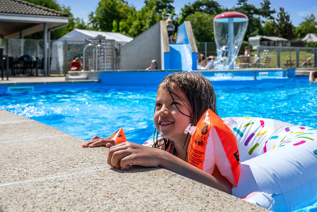 Sæsonplads på First Camp Skovlund – Lillebælt Camping