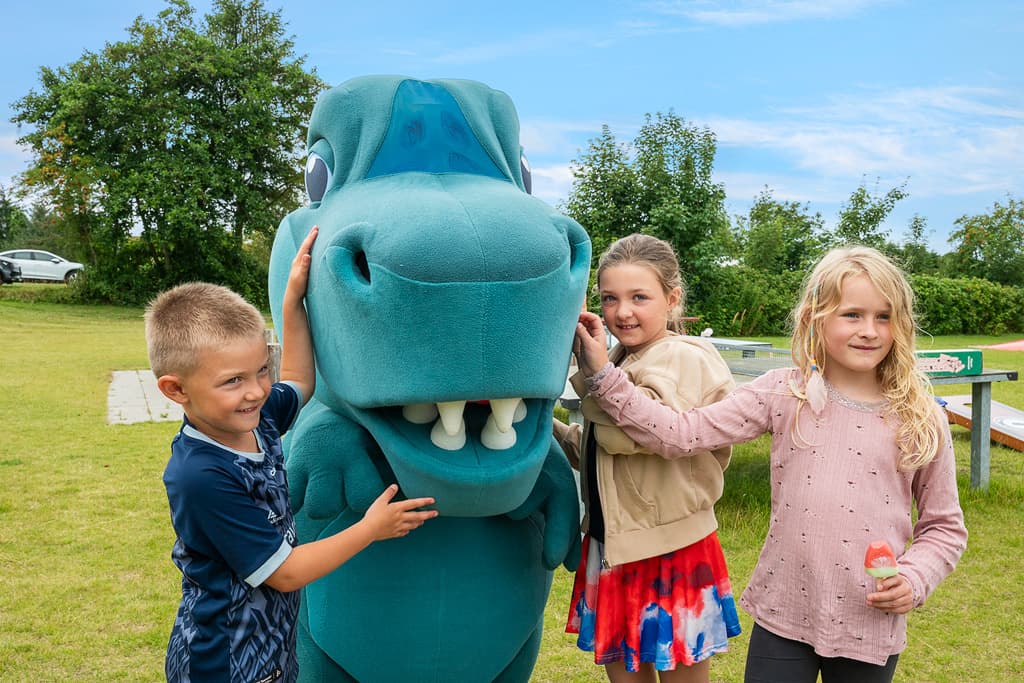 Sæsonplads på First Camp Skovlund – Lillebælt Camping