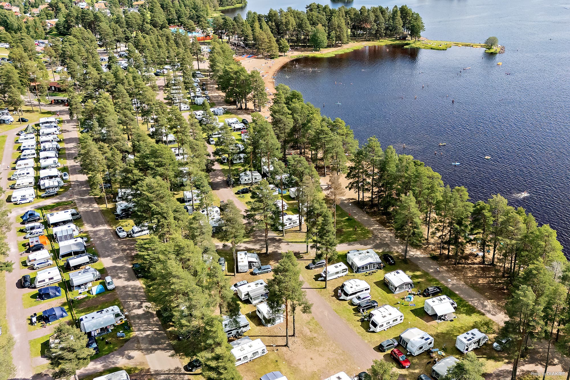 First Camp Orsa - Dalarna campingområde med platser för husvagn, husbil och tält.