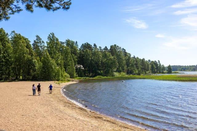 Badplats på campingen Mörruden - Hammarö
