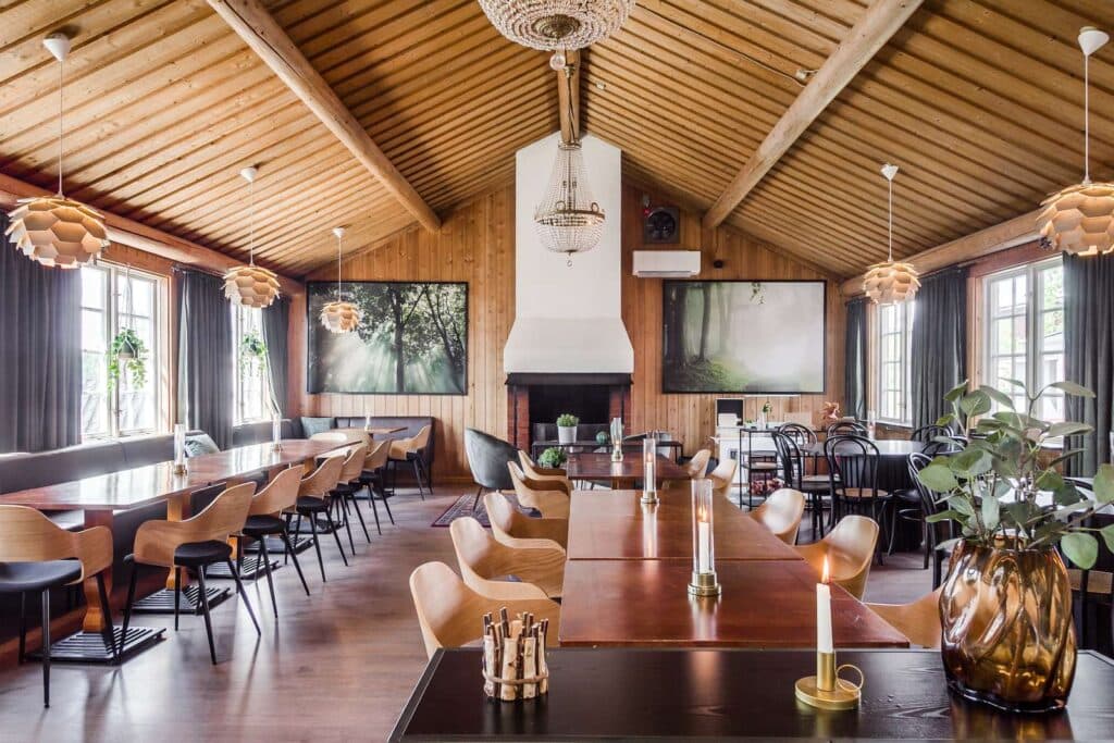 På campingen Sommarvik - Årjäng finns restaurang och poolbar